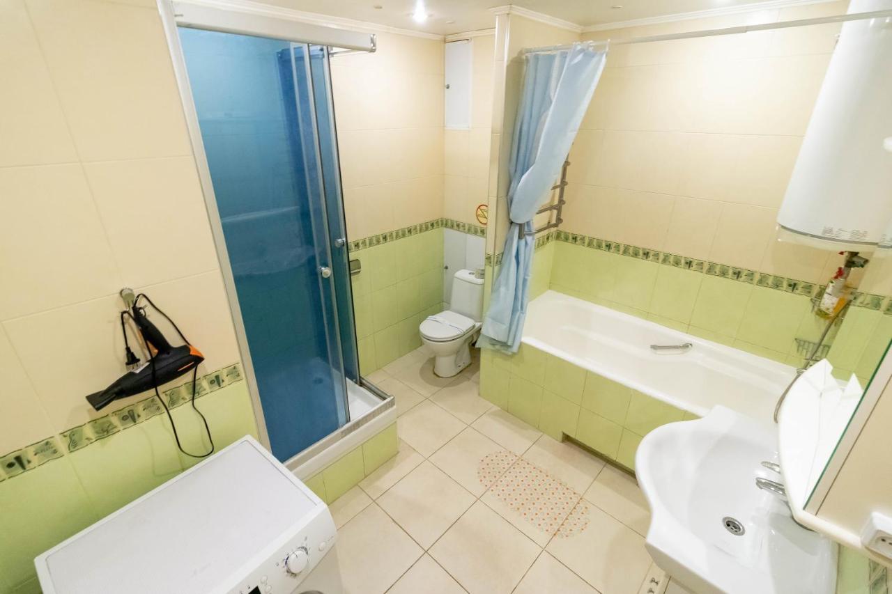 Kvartirkoff Na Ozernaya 8 Kiew Exterior foto